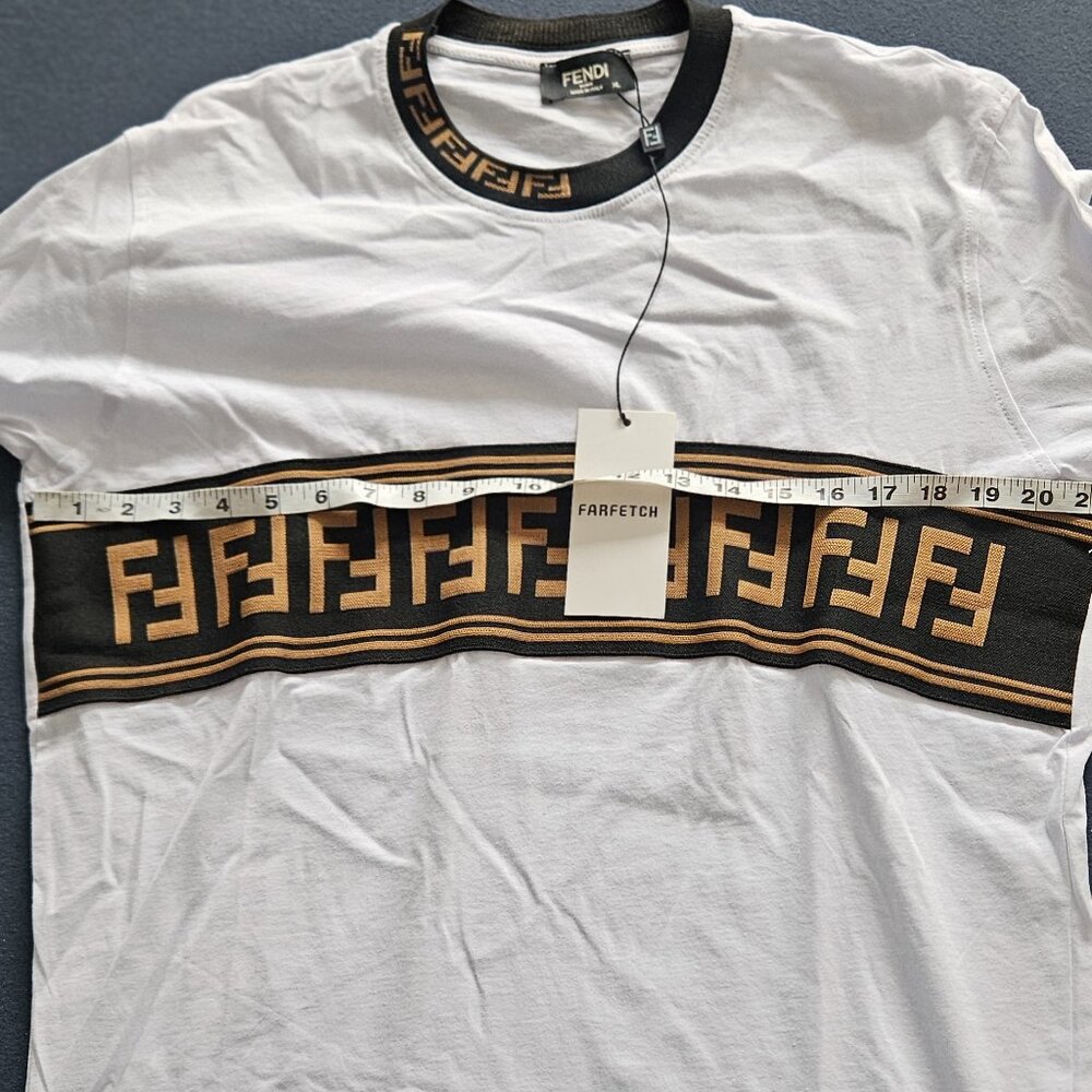 XL Fendi t shirt